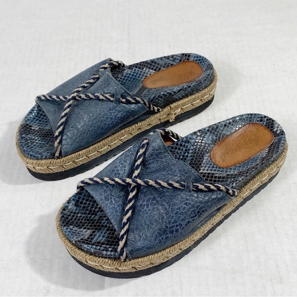 FREE PEOPLE Navy Python Snakeskin Espadrille Slip On Sandals - Picture 4 of 10